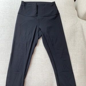 Lululemon 23 length leggings